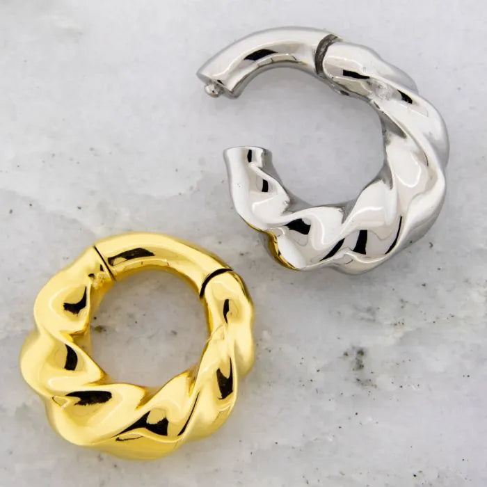 Twisted Clicker Hoop